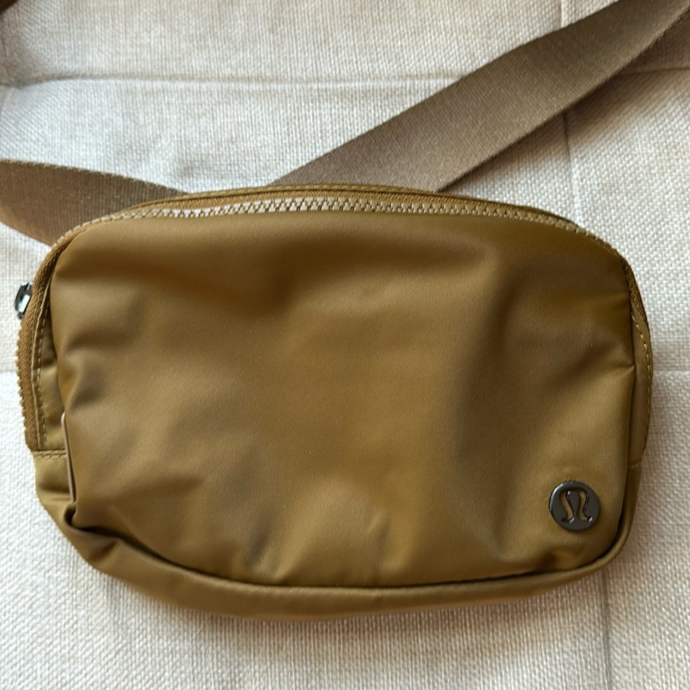Lululemon Belt Bag
